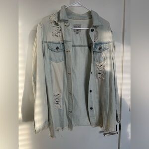 Love Tree Women's Cropped Denim Jacket